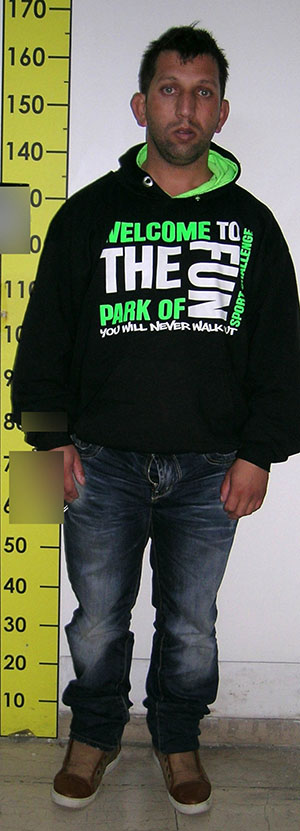  Γκαϊτατζής Παναγιώτης του Νικολάου και της Ελευθερίας, που γεννήθηκε στις 14-7-1980 στην Πάτρα, κάτοικο Αμαλιάδας.