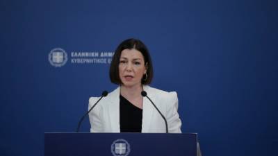 Πελώνη: Η χώρα δεν μπορεί να μείνει κλειστή για πάντα, σταδιακά ανοίγματα με αυστηρή επιτήρηση