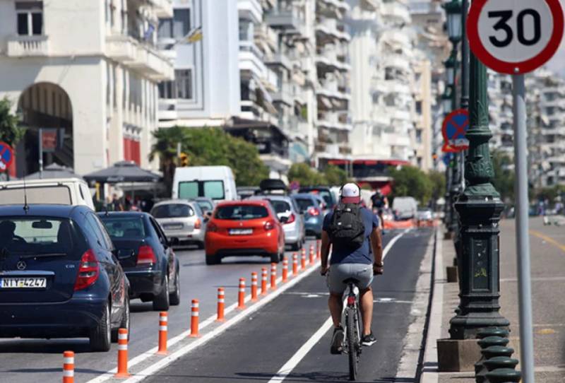 Οδική παιδεία για όλους: Η τήρηση του Κ.Ο.Κ. για ποδηλάτες - Τι πρέπει να γνωρίζετε