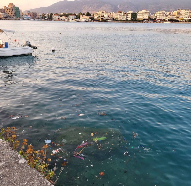Η ρεστία έβγαλε στην επιφάνεια τα σκουπίδια