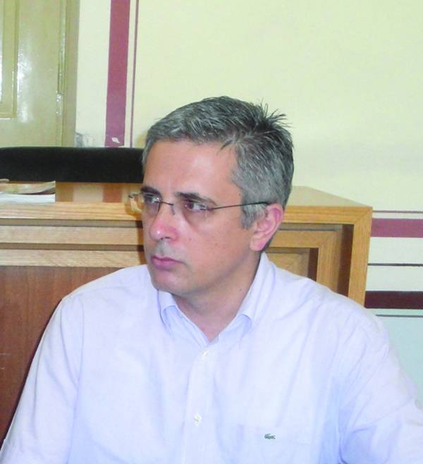 Δεν κάνει πίσω ο Μαν. Μάκαρης