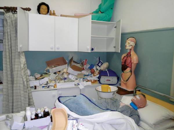 Καταγγέλλει την επίθεση στο Κοινωνικό Ιατρείο η Επιτροπή Αλληλεγγύης Καλαμάτας