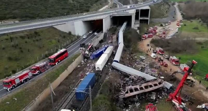 Τέμπη: Πυροσβεστική και Αστυνομία στο «κάδρο» για το μπάζωμα (Βίντεο)