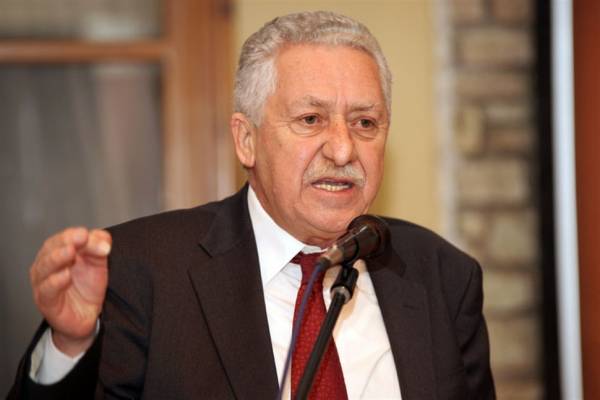 Κουβέλης: "Θέλουμε να συμβάλουμε στην προοδευτική διακυβέρνηση"