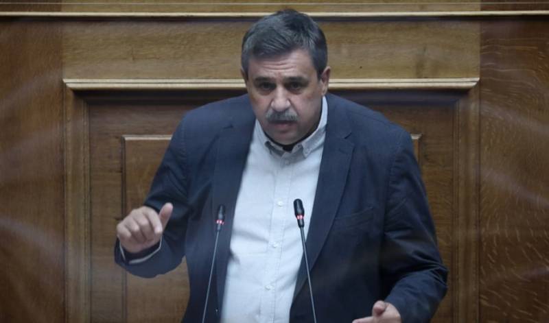 Ξανθός: Η κυβέρνηση διαστρεβλώνει επίτηδες τις θέσεις του ΣΥΡΙΖΑ για τους συμβασιούχους του ΕΣΥ