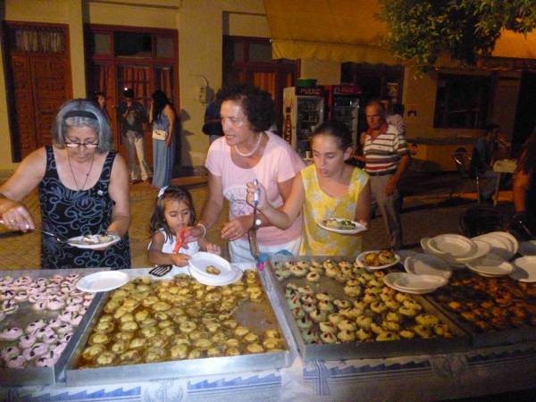 Μεγάλη επιτυχία στη Γιορτή Αγκινάρας στη Μικρομάνη (βίντεο και φωτογραφίες)