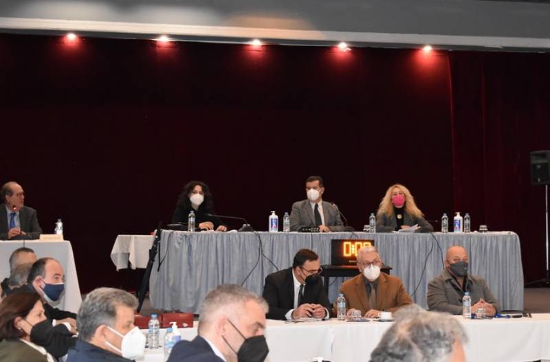 Πετράκος - Δρούγκας για συγκρότηση Οικονομικής Επιτροπής: “Σοβαρό θέμα δικαίου, δημοκρατικής αλλά και ηθικής τάξης”