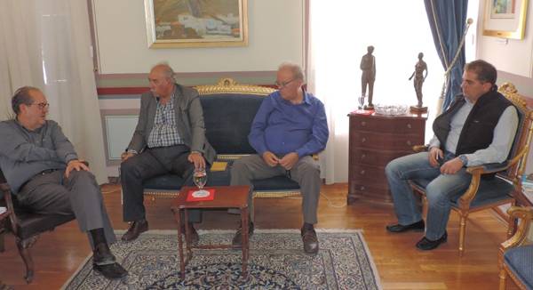 Νίκας: “Σε κατάσταση έκτακτης ανάγκης η Μάνη για τα σκουπίδια”