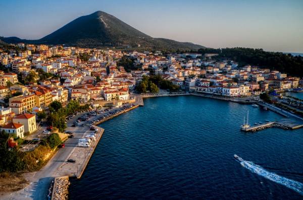 Αντιδράσεις Δήμου και φορέων για αξιοποίηση επιπλέον 10 στρεμμάτων της μαρίνας Πύλου από το ΤΑΙΠΕΔ