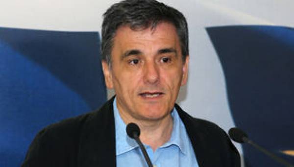 Τσακαλώτος: &quot;Το ΔΝΤ όταν φαινόταν ότι θα πιάναμε το στόχο, άλλαξε τροπάριο&quot;