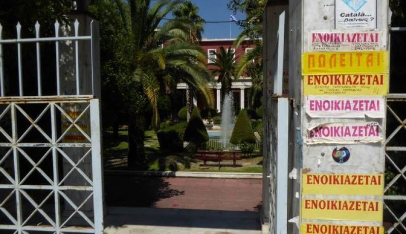 Φοιτητική στέγη: Ελλείψεις εστιών και Airbnb βάζουν "φωτιά" στις τιμές