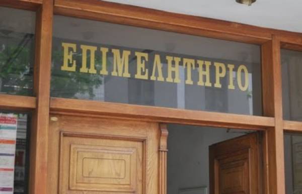 Κοροϊδία με 185 υπογραφές | Πάσχος Μανδραβέλης