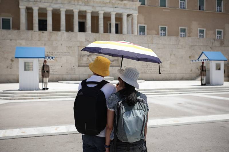 Ο καύσωνας θα σπάσει σε διάρκεια το ρεκόρ του ’87 - Τι λέει ο διευθυντής της ΕΜΥ