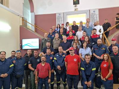 137 νέες στολές σε εθελοντικές ομάδες της Κορινθίας