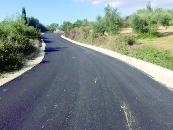 Ασφαλτόστρωση στο Πήδασος - Μεθώνη