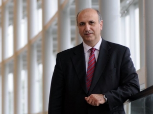 Υπερπεριφερειάρχης ο Μανώλης Αγγελάκας