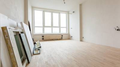 Κενή μια στις δύο κατοικίες στην Πελοπόννησο