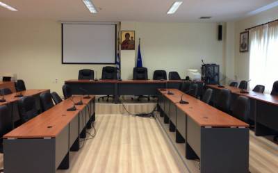 Ούτε διά ζώσης κατάφερε να συνεδριάσει το Δημοτικό Συμβούλιο Τριφυλίας