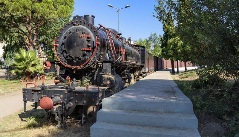 Τρένο στο Αλμυρό