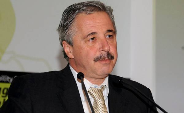 Ο Γιάννης Μανιάτης στην Καλαμάτα 