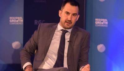 Σχόλιο Χαρίτση για την απάντηση Μιχαηλίδου για τα ΚΔΑΠ