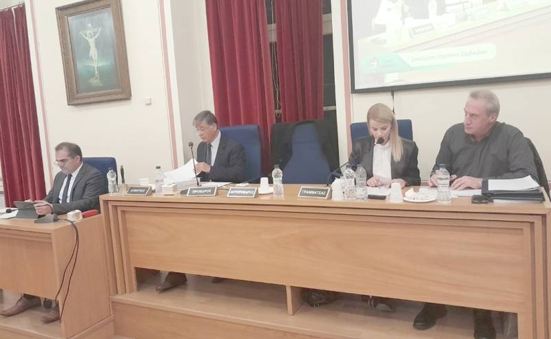 Καλαμάτα: Με τη δημοτική αρχή η παράταξη &quot;Νέα Δυναμική&quot; - Ερωτηματικά για την εφαρμογή της εγκυκλίου Λιβάνιου