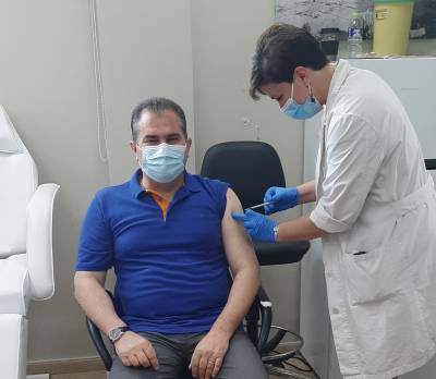 Εμβολιάστηκε ο δήμαρχος Καλαμάτας Θανάσης Βασιλόπουλος