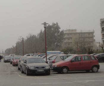 Ψάχνουν για θέση στάθμευσης