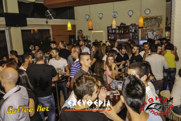 Δυνατό πάρτι από μαθητές στο Coffee Net στο Μελιγαλά (φωτογραφίες)