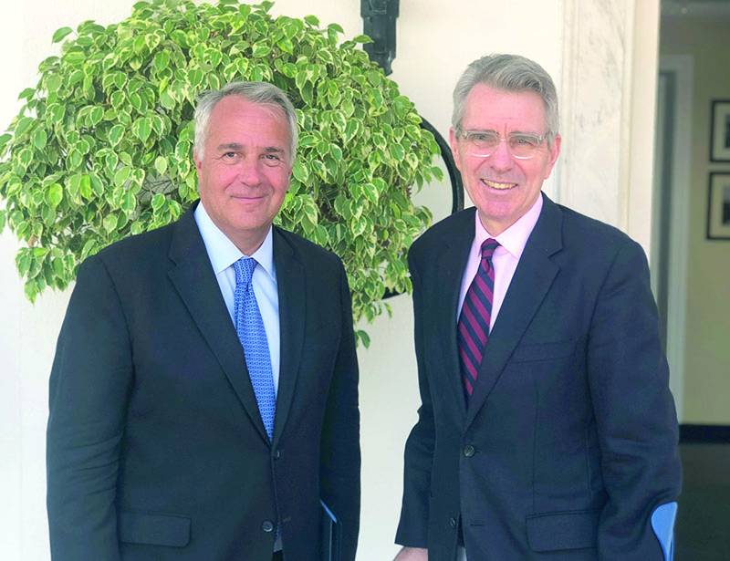 Να μην επιβληθούν δασμοί σε λάδι & ελιές - Αίτημα Βορίδη προς αμερικανό πρέσβη