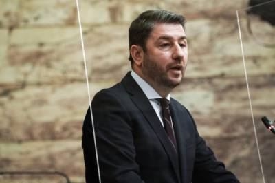 Ανδρουλάκης: “Με εμένα το ΠΑΣΟΚ πήγε σε άλλη πίστα” (βίντεο)