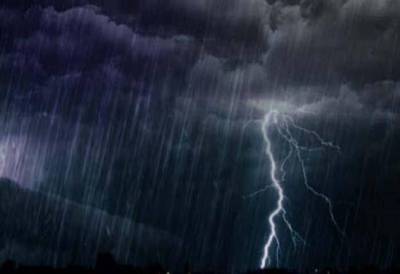 Σφοδρή καταιγίδα πλήττει μεγάλο μέρος της Ισπανίας