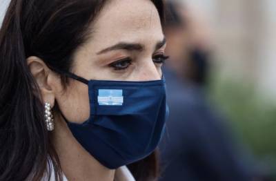 Μιχαηλίδου: Επίδομα αναδοχής από 300 έως 1.200 ευρώ το μήνα