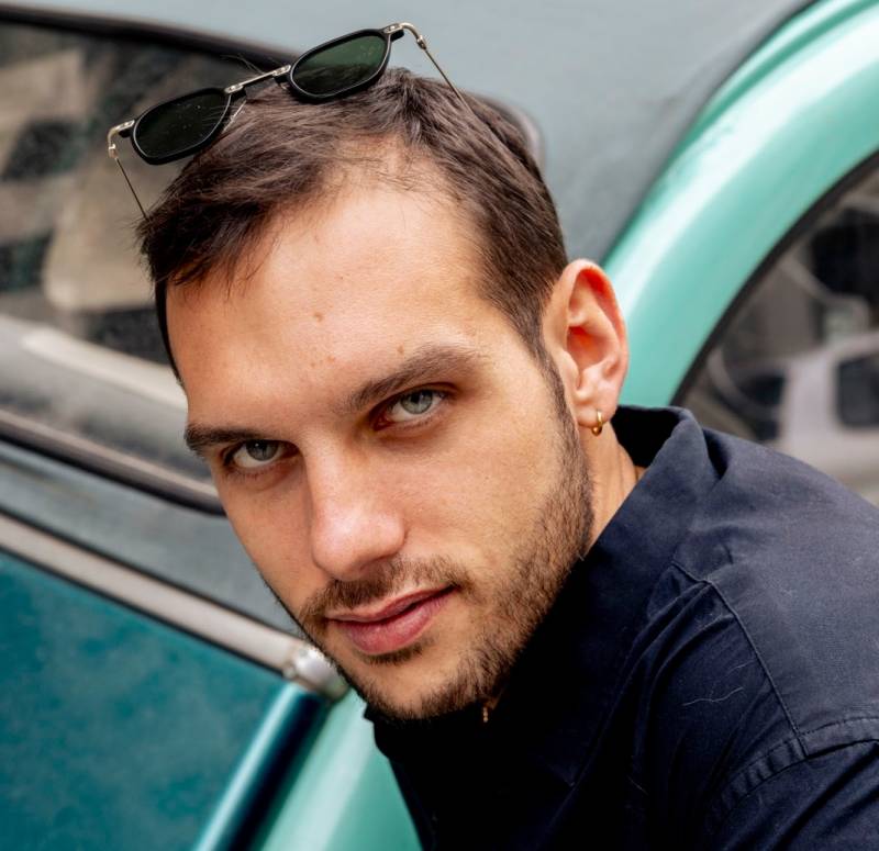 Ο Σαλβατόρε Κοντιτσέλο στην "Ε": «Θέλω να προσεγγίσω την παράδοση με σεβασμό και γνώση, αλλά και με σύγχρονη ματιά”