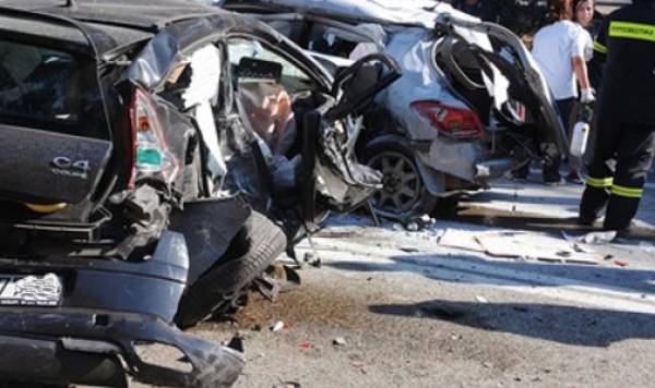 3 θανατηφόρα τροχαία και 45 με τραυματισμό το Νοέμβριο στην Πελοπόννησο