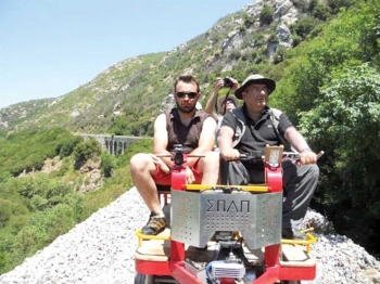 Εναλλακτικός τουρισμός στις ράγες του τρένου 