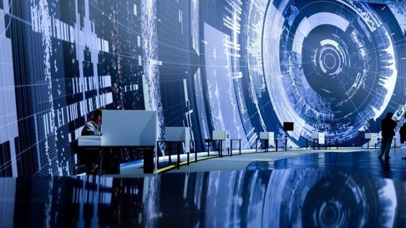 Τεχνητή Νοημοσύνη στις ελληνικές ΜμΕ: 1 στις 2 επιχειρήσεις επενδύει αλλά το χάσμα υλοποίησης παραμένει