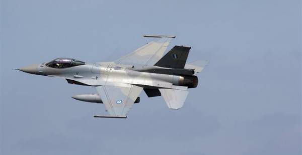 Συνετρίβη ελληνικό F-16 νότια της Κρήτης, σώοι οι πιλότοι