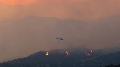 Δύο νεκροί και 10 τραυματίες από μεγάλη πυρκαγιά στην Κύπρο, βόρεια της Λεμεσού