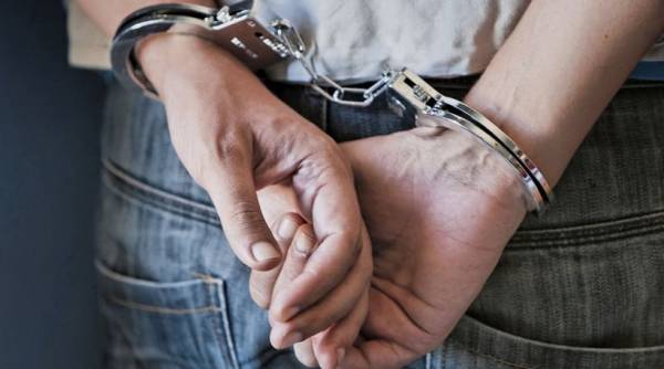 29χρονος &quot;χτύπησε&quot; πάνω από 10 καταστήματα στην Κόρινθο