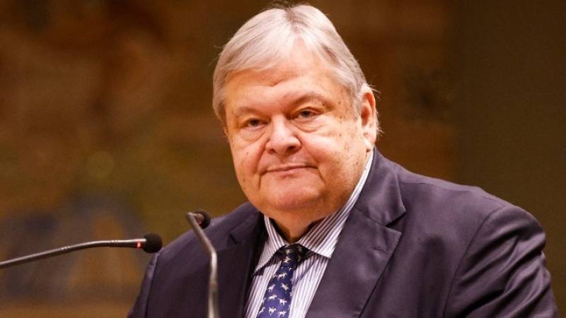 Ευ. Βενιζέλος για χθεσινή συζήτηση στη Βουλή: Ευτελισμός των θεσμών λόγω κρίσης νομιμοποίησης