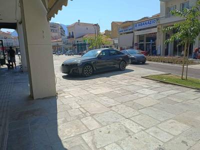 Ελλειψη θέσεων και κακή νοοτροπία