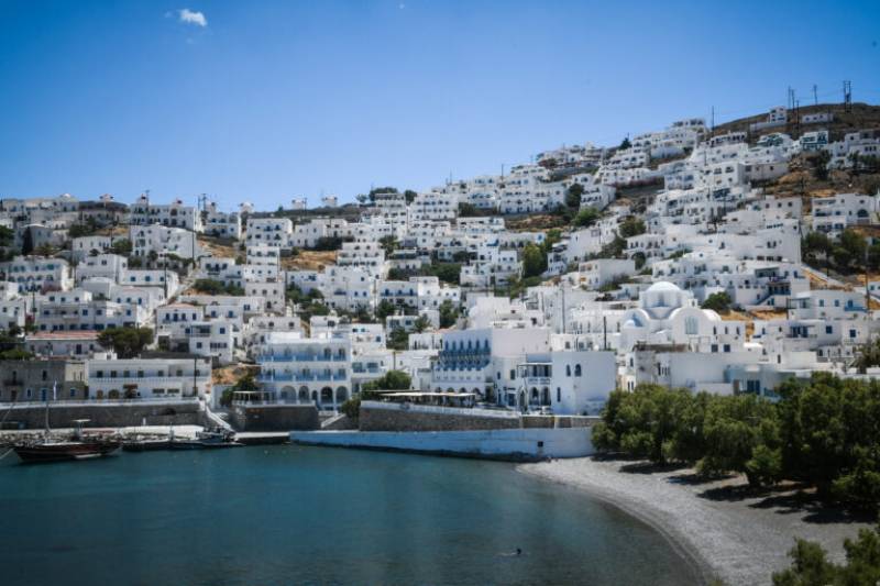 Τουρισμός για Όλους: Ερχεται voucher διακοπών αξίας έως και 400 ευρώ