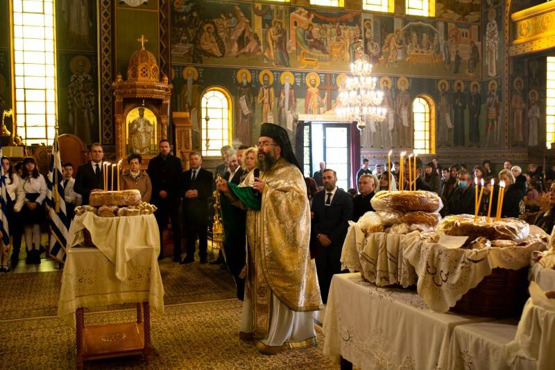Τη μνήμη των Τριών Ιεραρχών τίμησε η Μητρόπολη Μεσσηνίας