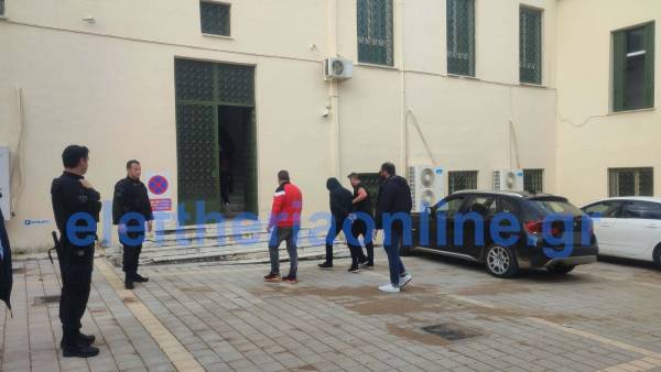 Στην εισαγγελία για να απολογηθούν οι 3 κατηγορούμενοι για τη δολοφονία στον Καρτελά Κυπαρισσίας (βίντεο)