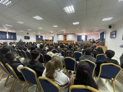Ενημέρωση μαθητών για πρόληψη τροχαίων ατυχημάτων