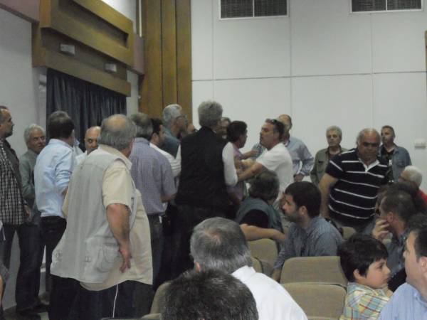Δεν χρειαζόμαστε θύματα  από νέες αυταπάτες