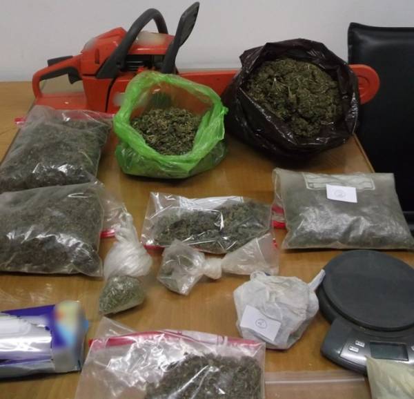 Σύλληψη 66χρονου για κατοχή και καλλιέργεια χασίς στο Καλό Νερό