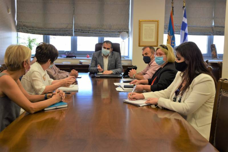 Παρεμβάσεις στο 10ο Δημοτικό Σχολείο