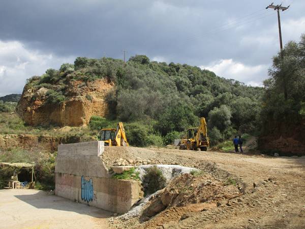 Ετοιμάζουν σταθμό μεταφόρτωσης απορριμμάτων στο Νέδοντα (βίντεο)